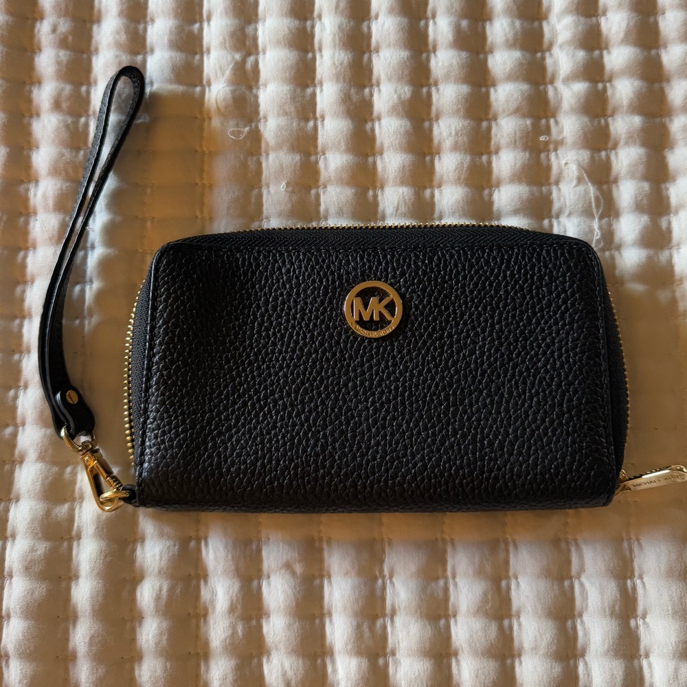Michael Kors Wallet/Wristlet